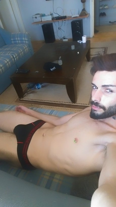 Photo nue de fuite OnlyFans de Masculine24