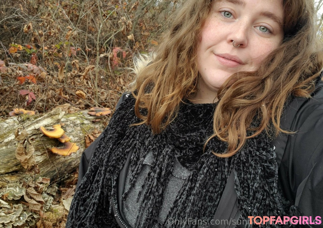 Photo nue de fuite OnlyFans de Sunnisoftbodystoner #398 Photo nue de fuite OnlyFans de Sunnisoftbodystoner #398