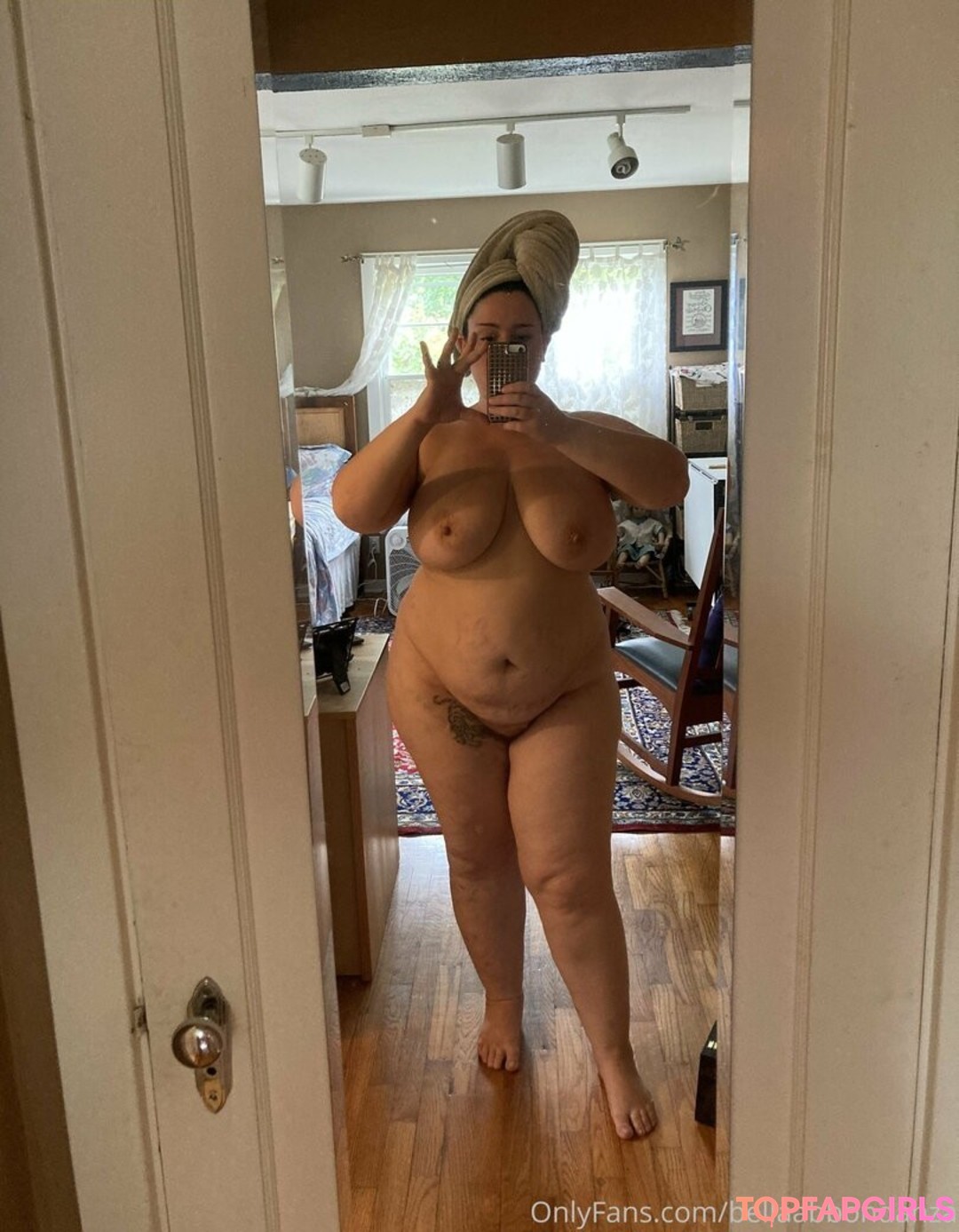 Photo nue de fuite OnlyFans de Bellaabbondanza #2 Photo nue de fuite OnlyFans de Bellaabbondanza #2