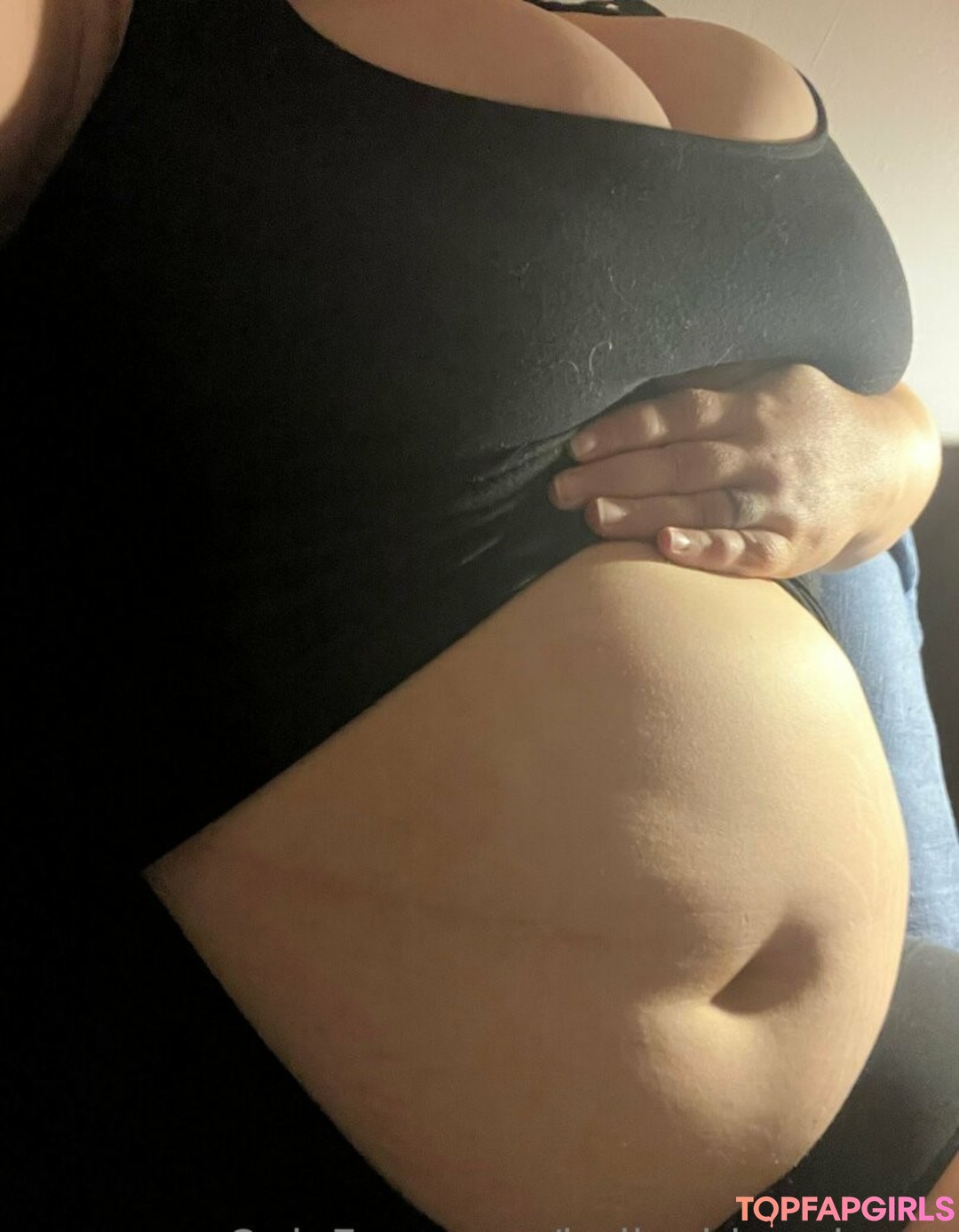 Photo nue de fuite OnlyFans de Bellaabbondanza #202 Photo nue de fuite OnlyFans de Bellaabbondanza #202