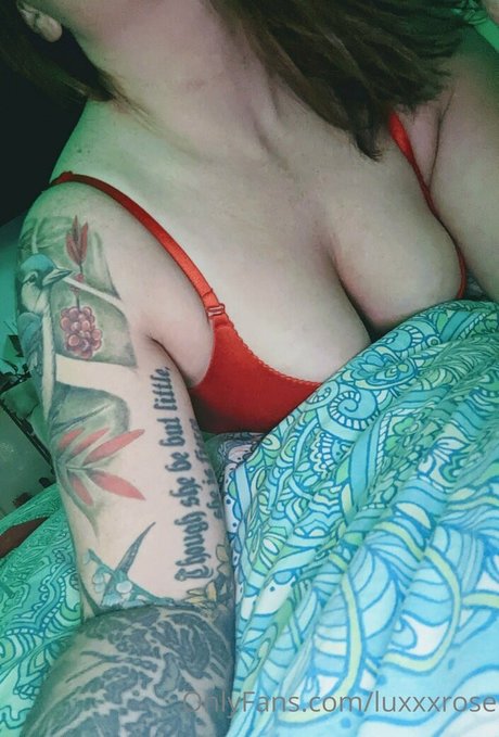 Photo nue de fuite OnlyFans de Luxxxrose