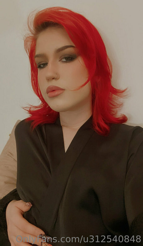 Photo nue de fuite OnlyFans de Lindadragon