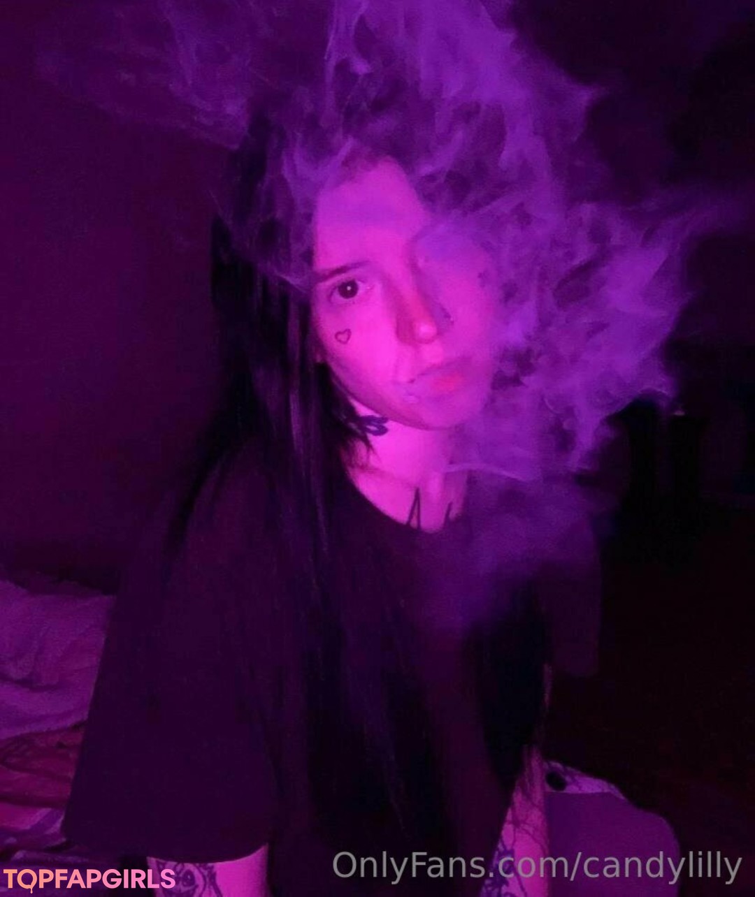 Photo nue de fuite OnlyFans de Brattyauroravip #17 Photo nue de fuite OnlyFans de Brattyauroravip #17
