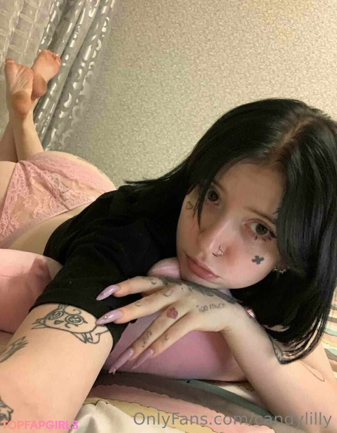 Photo nue de fuite OnlyFans de Brattyauroravip #18 Photo nue de fuite OnlyFans de Brattyauroravip #18