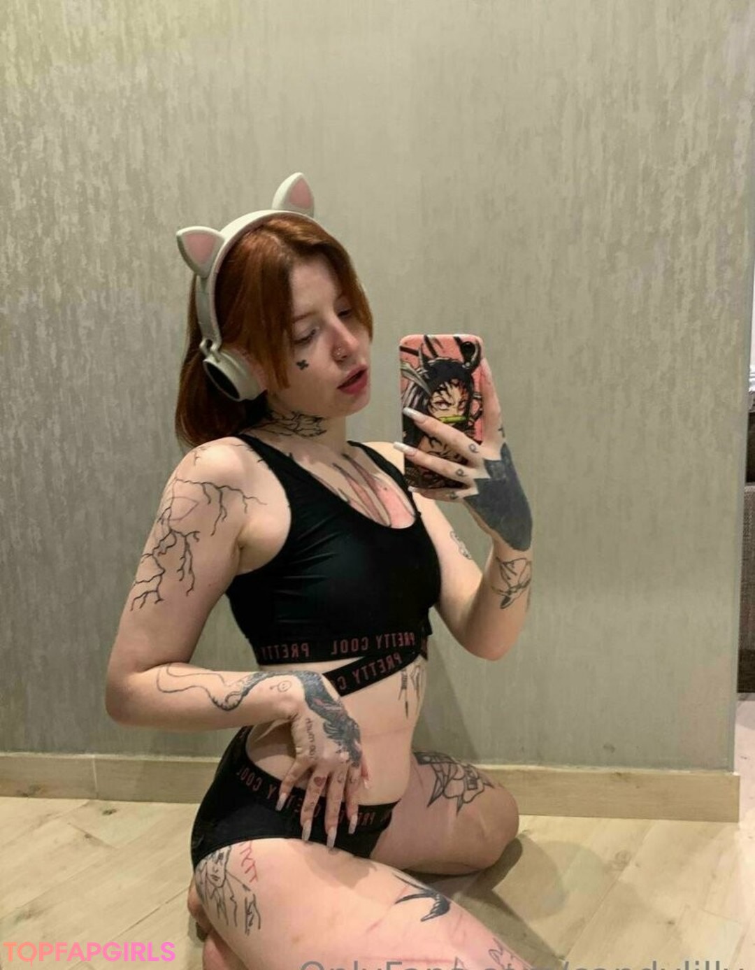 Photo nue de fuite OnlyFans de Brattyauroravip #34 Photo nue de fuite OnlyFans de Brattyauroravip #34