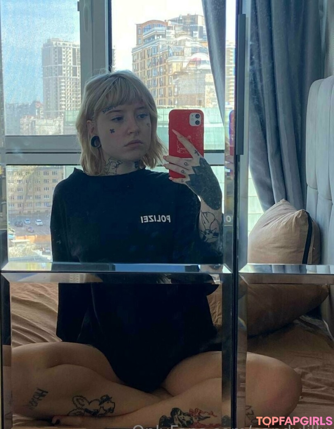 Photo nue de fuite OnlyFans de Brattyauroravip #70 Photo nue de fuite OnlyFans de Brattyauroravip #70