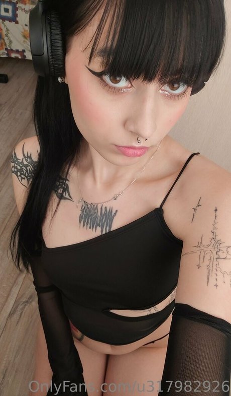 Nefer_titi_xxx