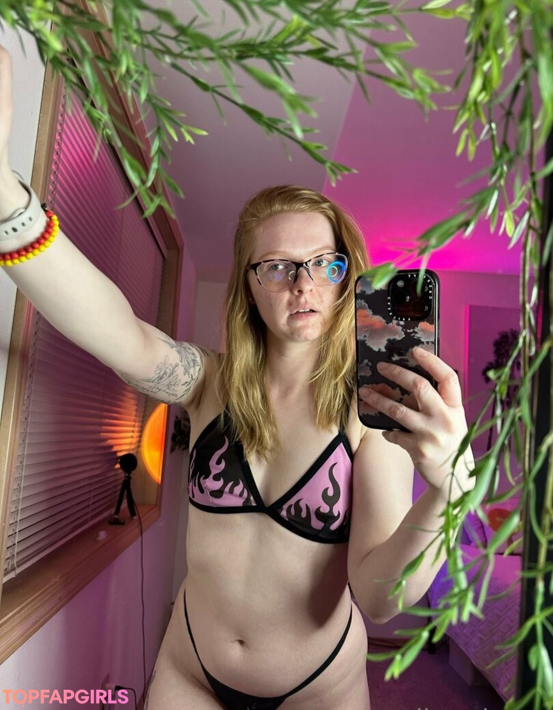 Photo nue de fuite OnlyFans de Roxyredheadxoxo #42 Photo nue de fuite OnlyFans de Roxyredheadxoxo #42
