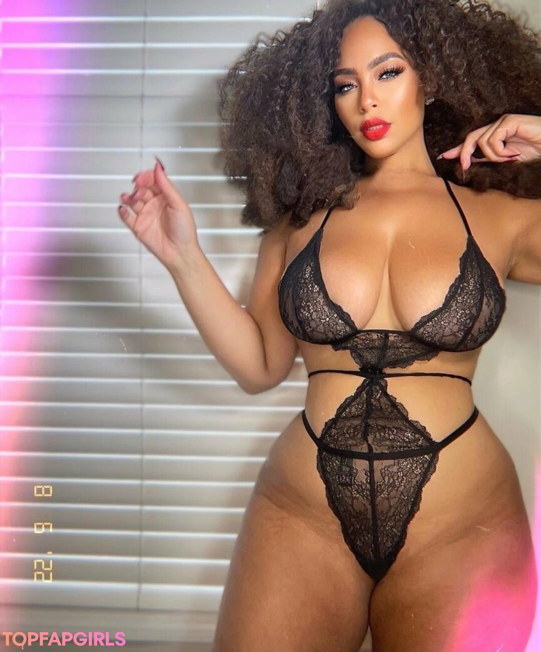 Photo nue de fuite OnlyFans de Sirensaysseduce #20 Photo nue de fuite OnlyFans de Sirensaysseduce #20