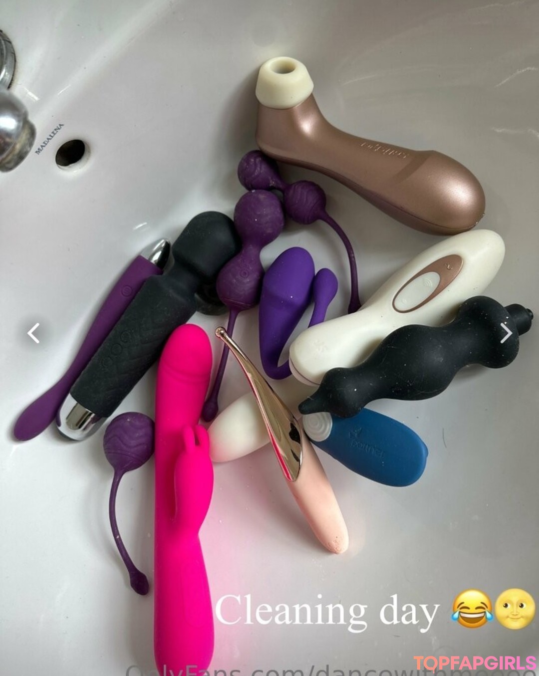 Photo nue de fuite OnlyFans de Ana Carolina Serra #14 Photo nue de fuite OnlyFans de Ana Carolina Serra #14