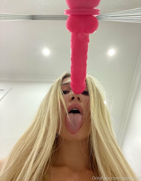 Molly_bell