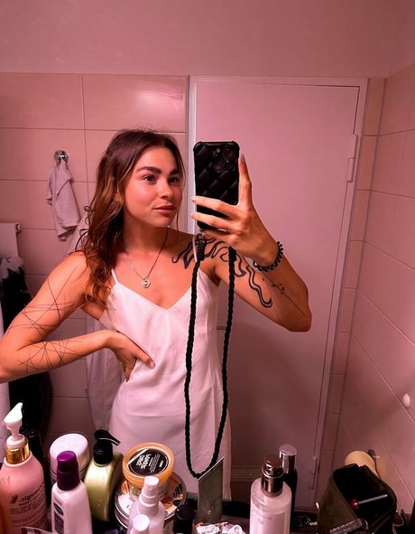 Poly_luna