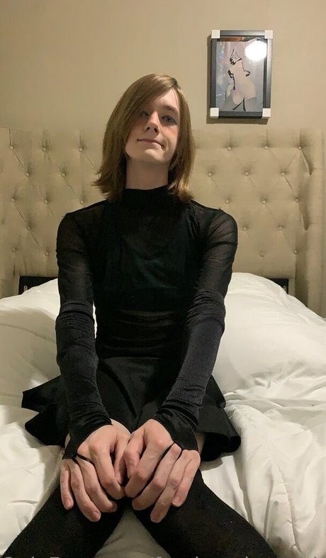 Femboycherryblossom
