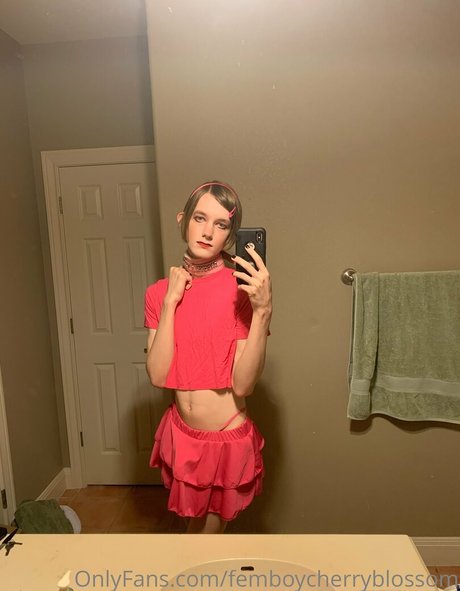 Femboycherryblossom