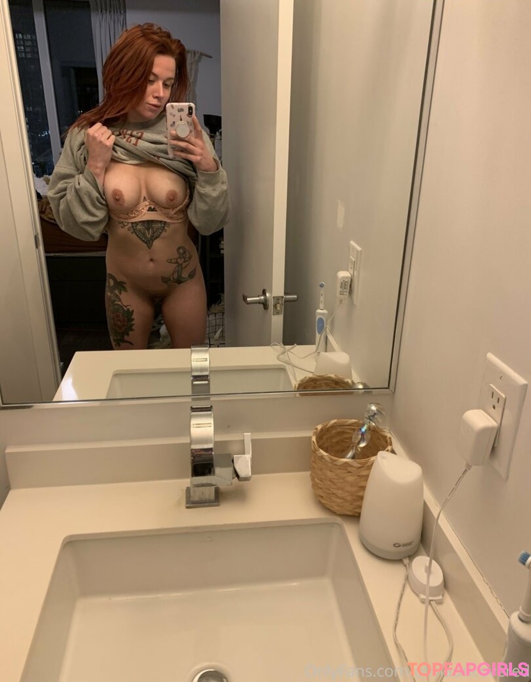 Photo nue de fuite OnlyFans de Oliviauncovered #120 Photo nue de fuite OnlyFans de Oliviauncovered #120