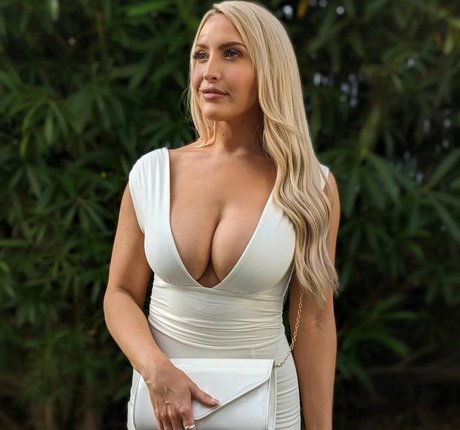 Emma Louise Jones