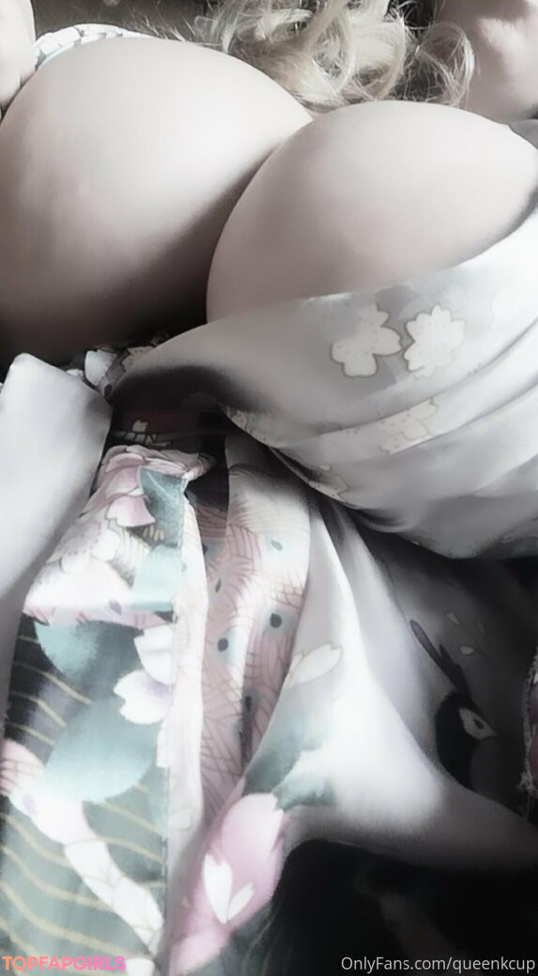 Photo nue de fuite OnlyFans de Thekittyamorefree #24 Photo nue de fuite OnlyFans de Thekittyamorefree #24