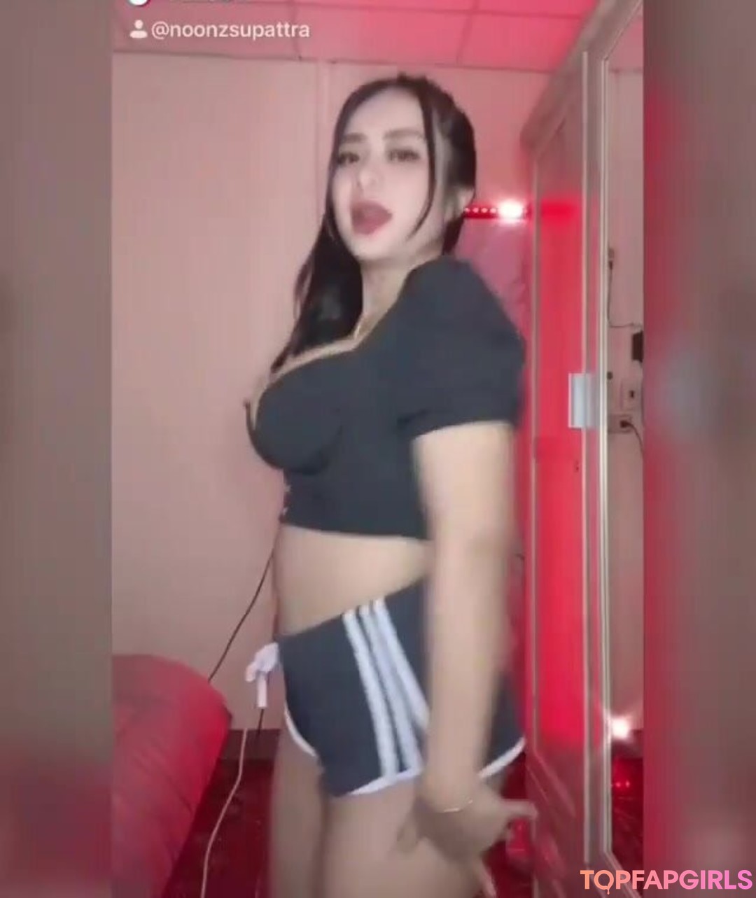 Photo nue de fuite OnlyFans de Noonz Supattra #11 Photo nue de fuite OnlyFans de Noonz Supattra #11