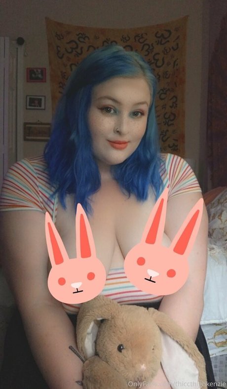 Photo nue de fuite OnlyFans de Thiccthighkenzie
