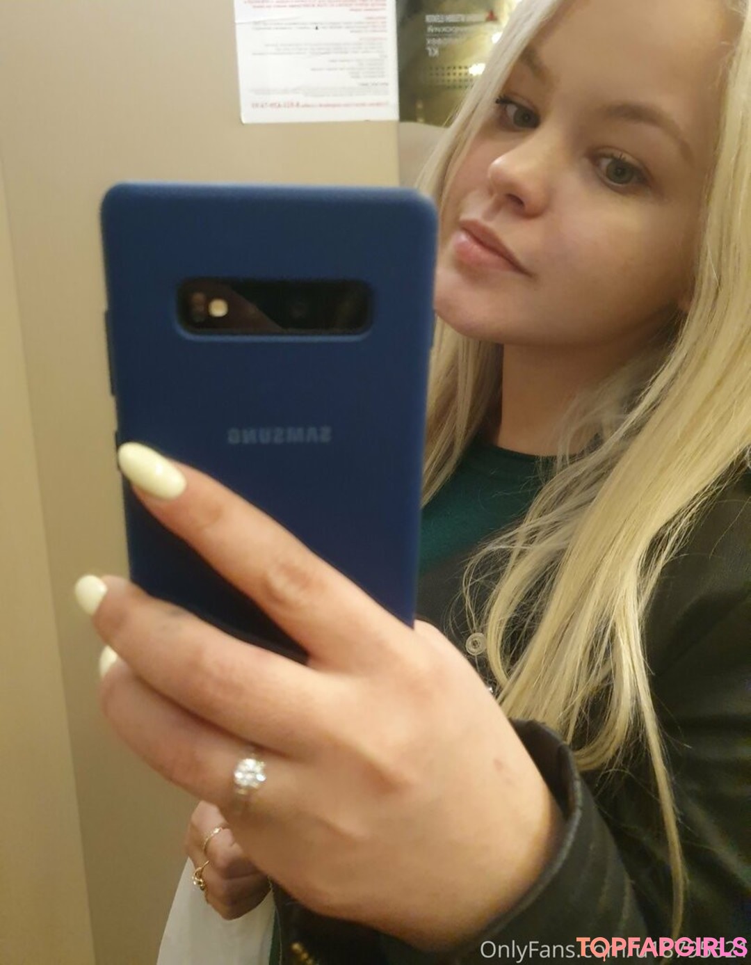 Photo nue de fuite OnlyFans de Dianaholiday #29 Photo nue de fuite OnlyFans de Dianaholiday #29