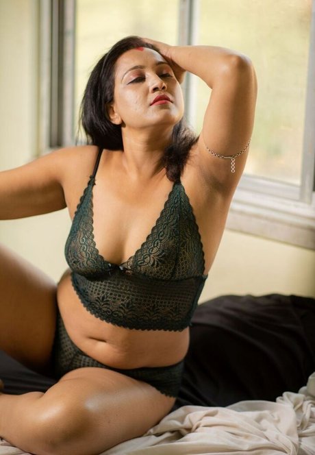 Photo nue de fuite OnlyFans de Mili Debnath Nude