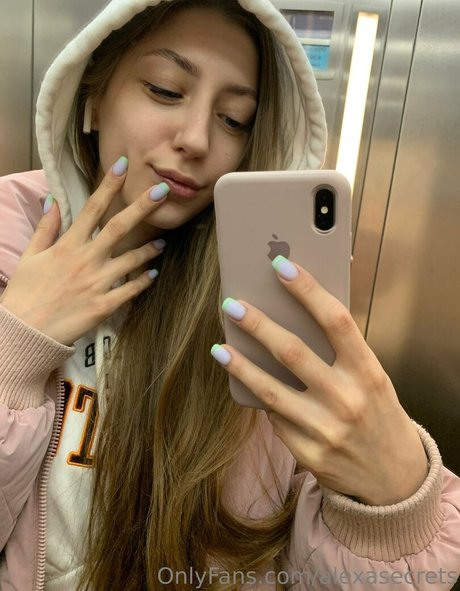 Photo nue de fuite OnlyFans de Alexasecrets
