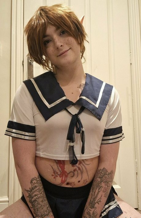 Transgirlakira