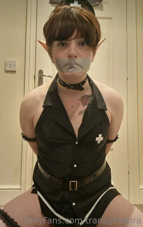 Transgirlakira