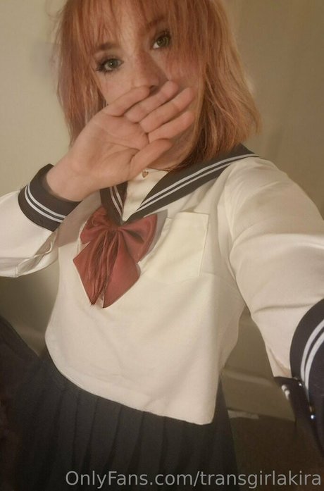 Transgirlakira