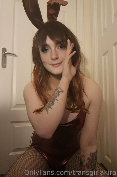 Transgirlakira