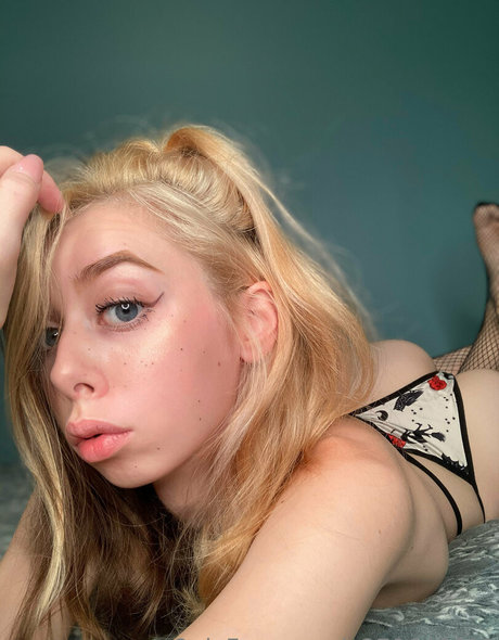 Photo nue de fuite OnlyFans de Luxxlovexx