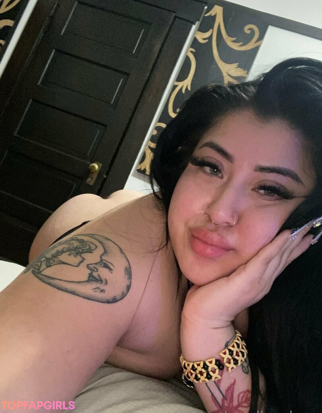 Photo nue de fuite OnlyFans de Theediosaluna #160 Photo nue de fuite OnlyFans de Theediosaluna #160