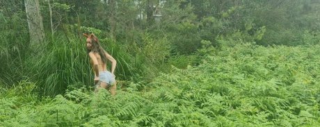 Photo nue de fuite OnlyFans de Missmenaceof