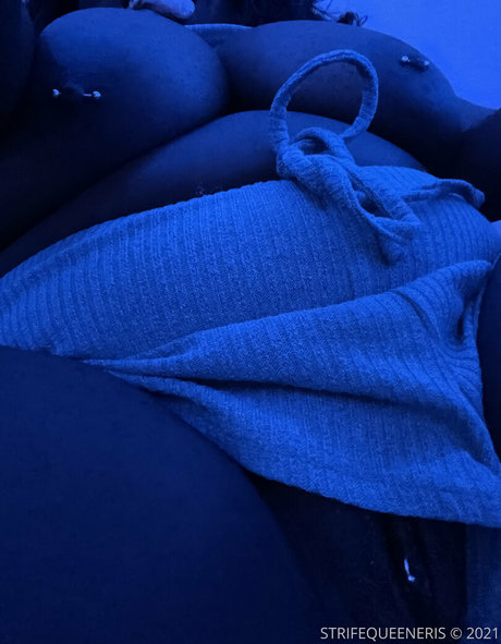 Photo nue de fuite OnlyFans de Strifequeeneris
