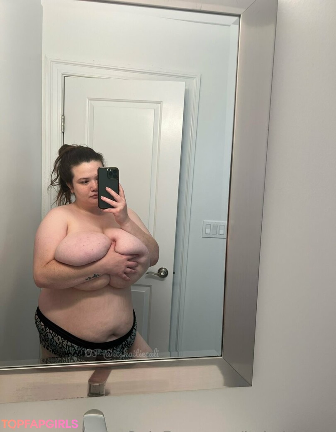 Photo nue de fuite OnlyFans de Itskaitiecali #173 Photo nue de fuite OnlyFans de Itskaitiecali #173