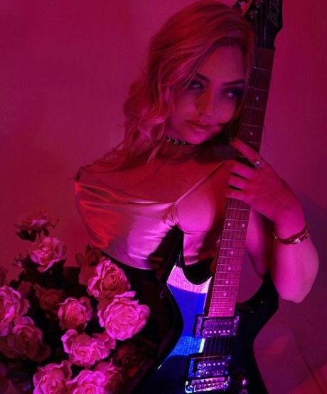 Joanne Rose