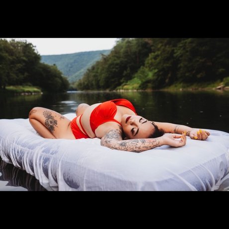 Photo nue de fuite OnlyFans de Desi
