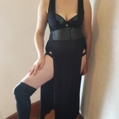 Mistress Leigh