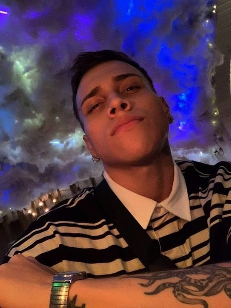 Photo nue de fuite OnlyFans de Imanol Tabares
