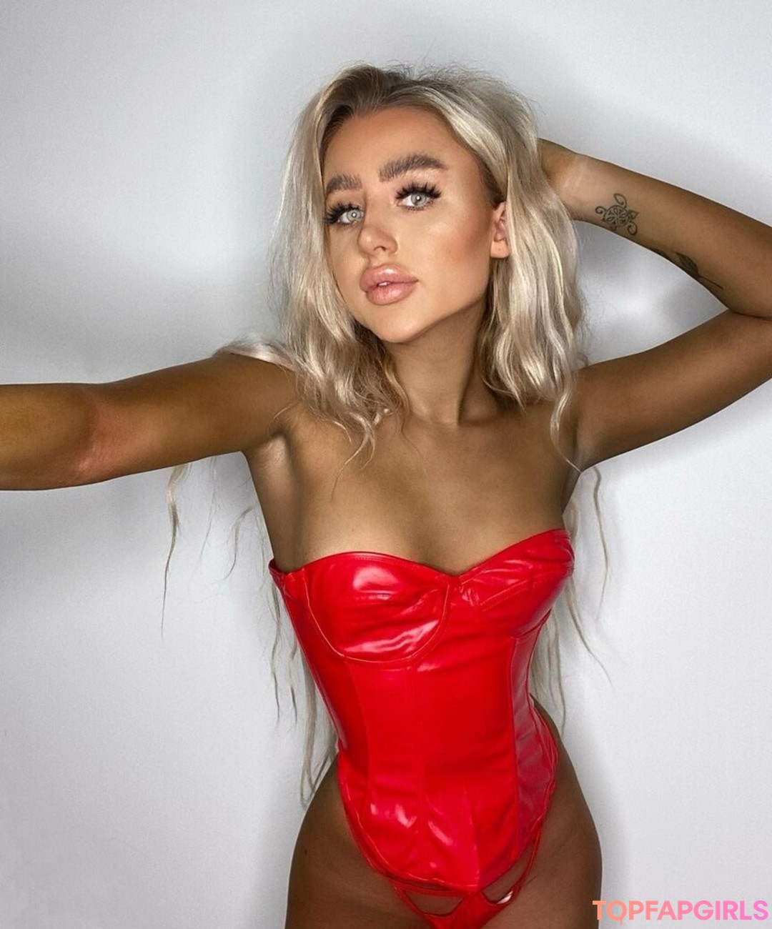 Photo nue de fuite OnlyFans de Freelucierose #21 Photo nue de fuite OnlyFans de Freelucierose #21