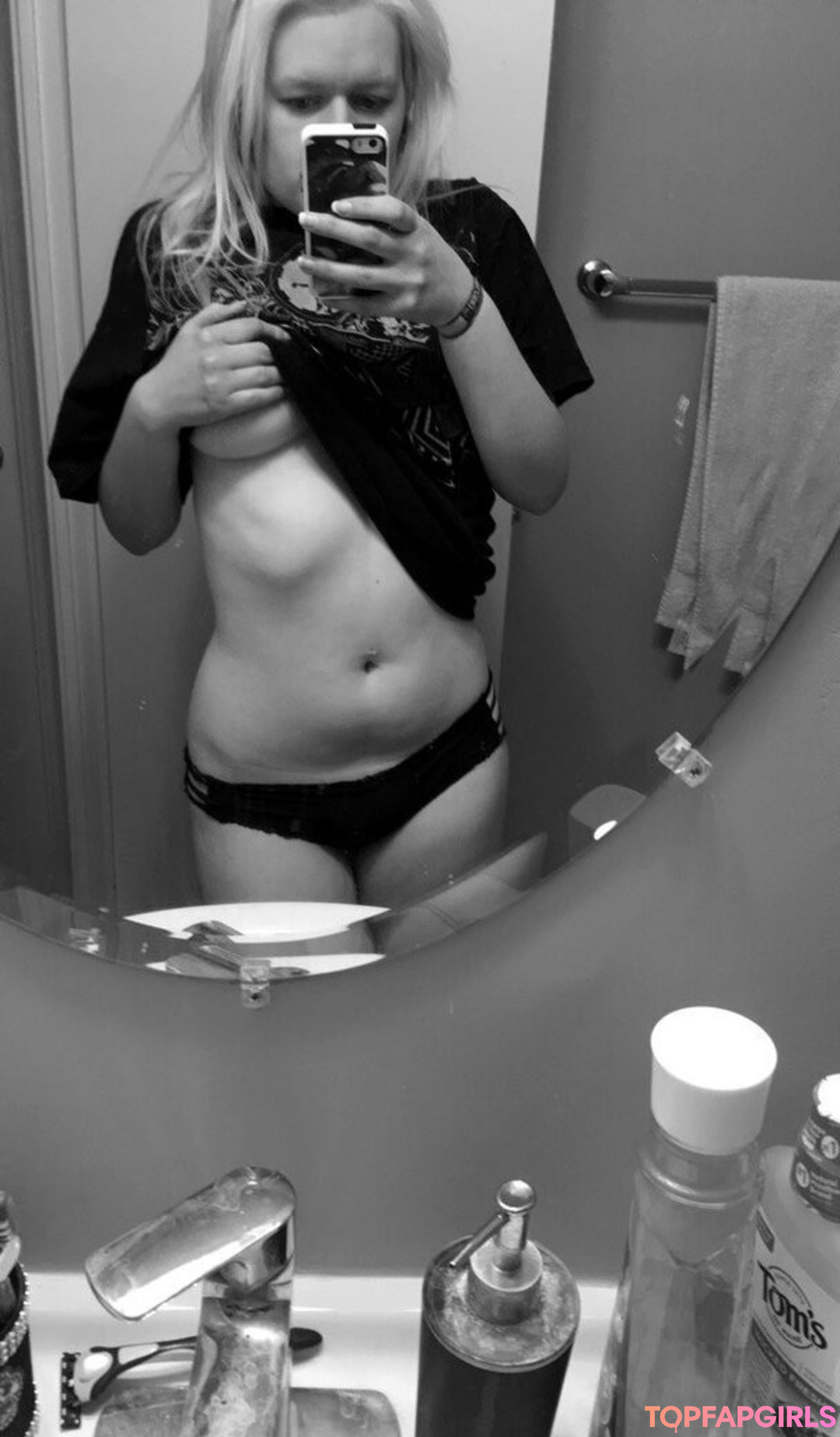 Photo nue de fuite OnlyFans de Bellachelseafree #81 Photo nue de fuite OnlyFans de Bellachelseafree #81