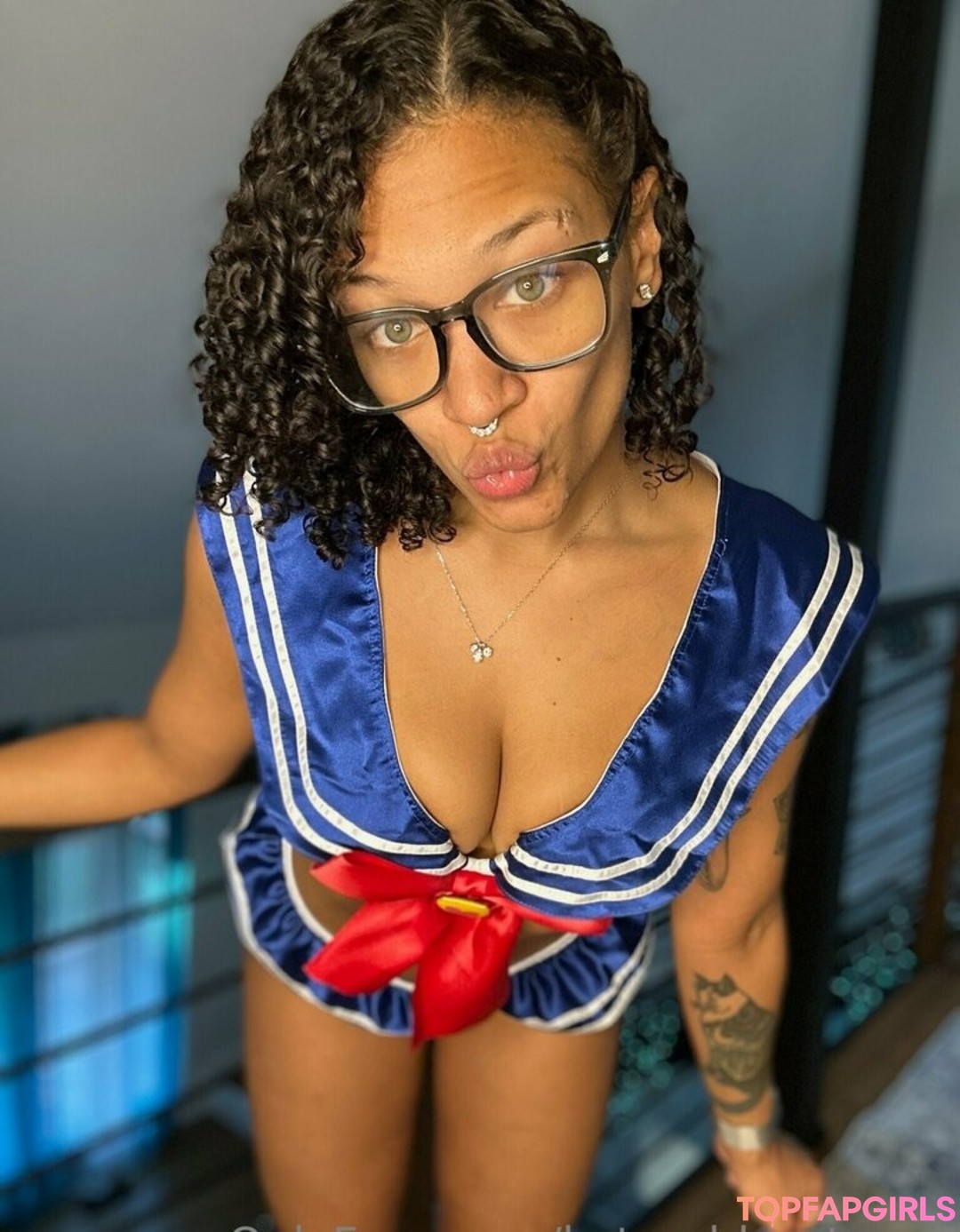 Photo nue de fuite OnlyFans de Katgoddesstease #393 Photo nue de fuite OnlyFans de Katgoddesstease #393