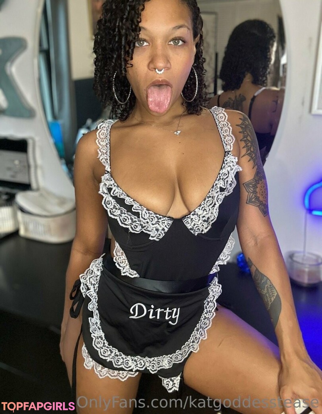 Photo nue de fuite OnlyFans de Katgoddesstease #564 Photo nue de fuite OnlyFans de Katgoddesstease #564