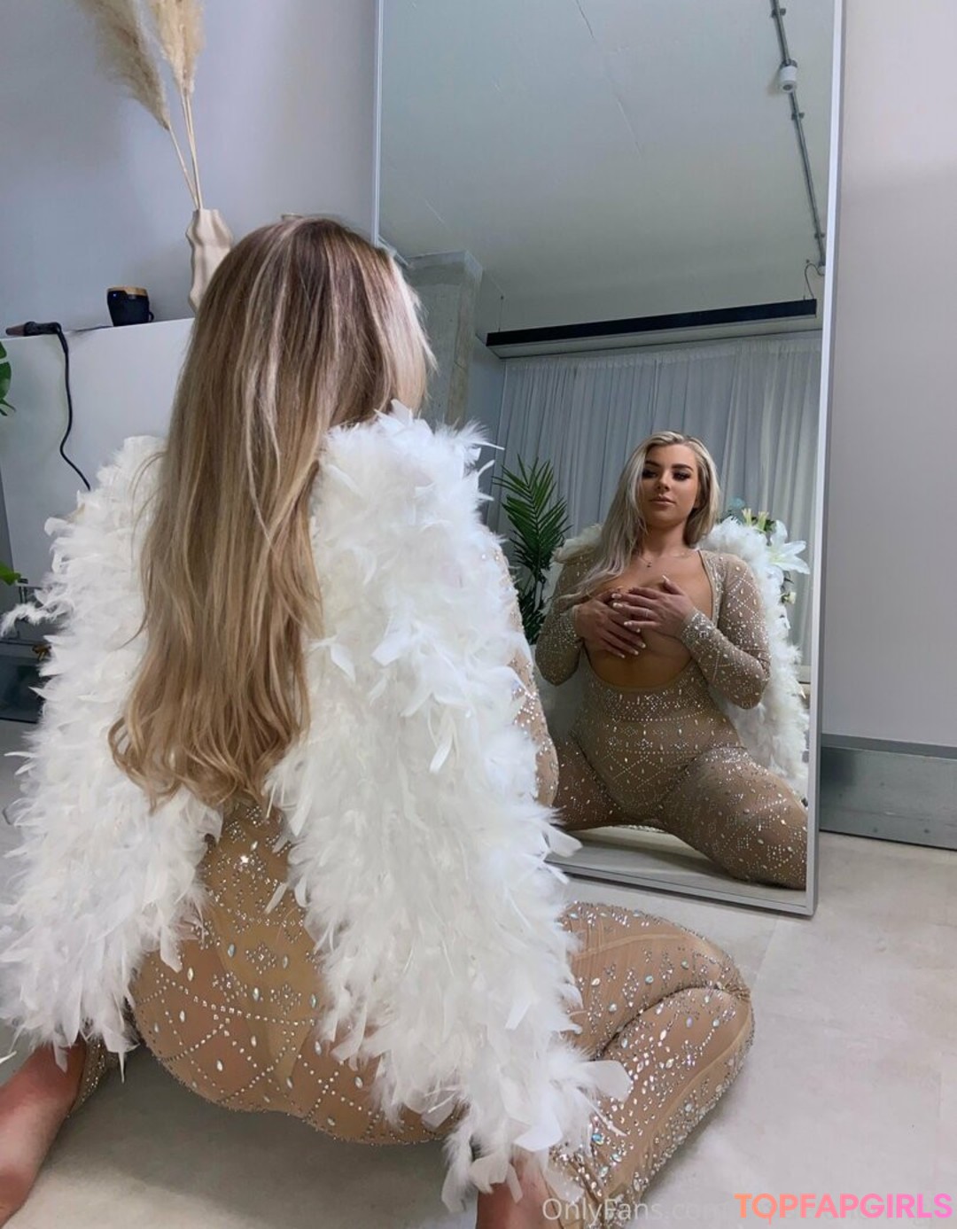 Photo nue de fuite OnlyFans de Madelenewright #37 Photo nue de fuite OnlyFans de Madelenewright #37