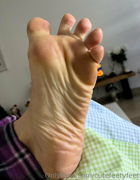 Cutefeetyfeet