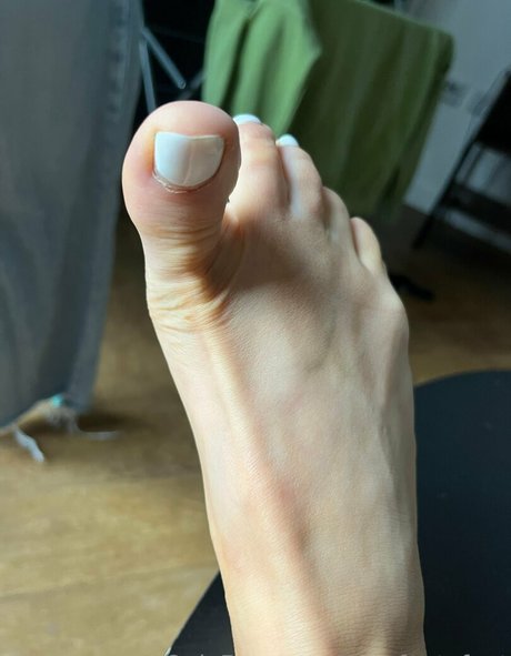 Cutefeetyfeet