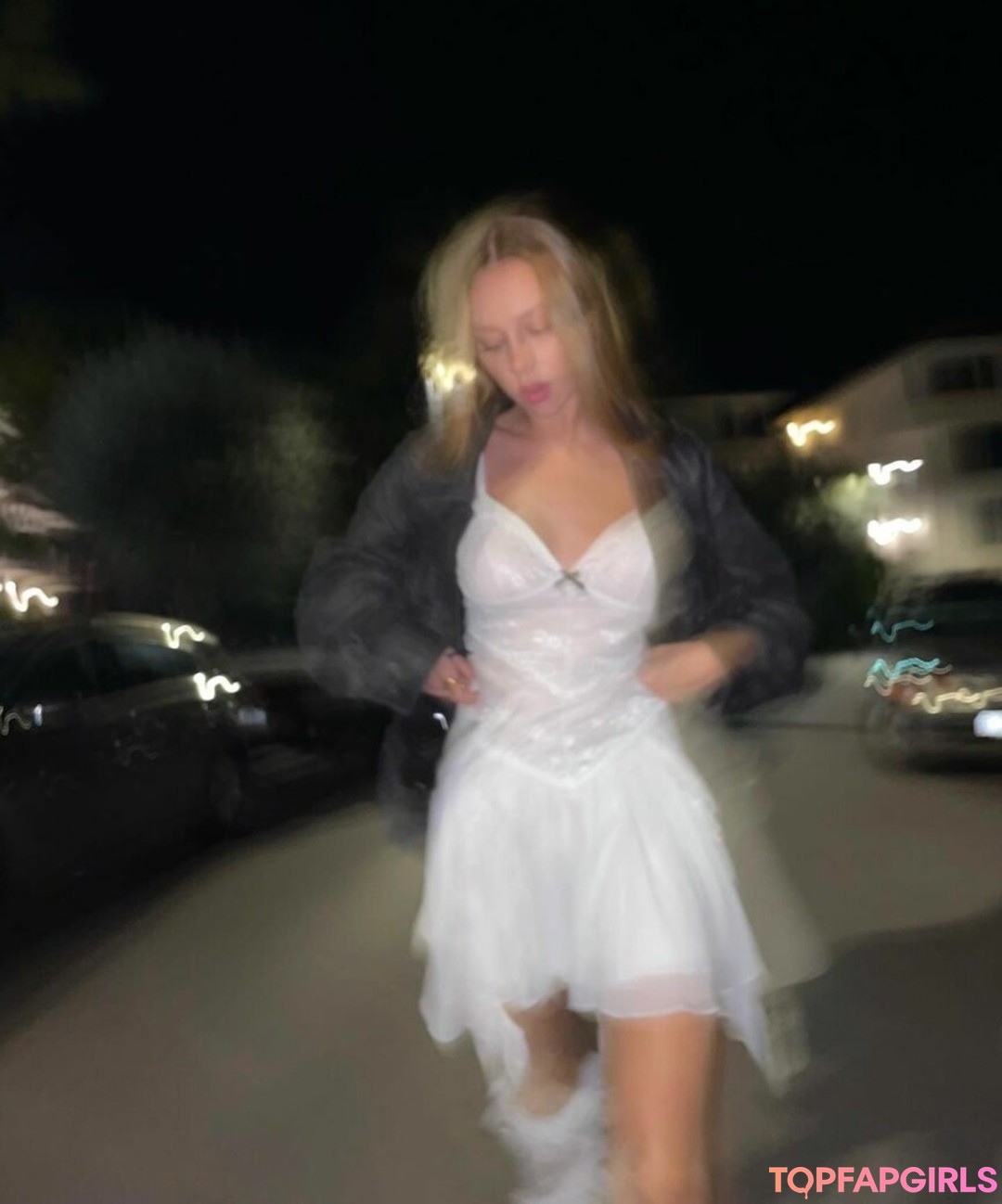 Photo nue de fuite OnlyFans de Ester Exposito #133 Photo nue de fuite OnlyFans de Ester Exposito #133