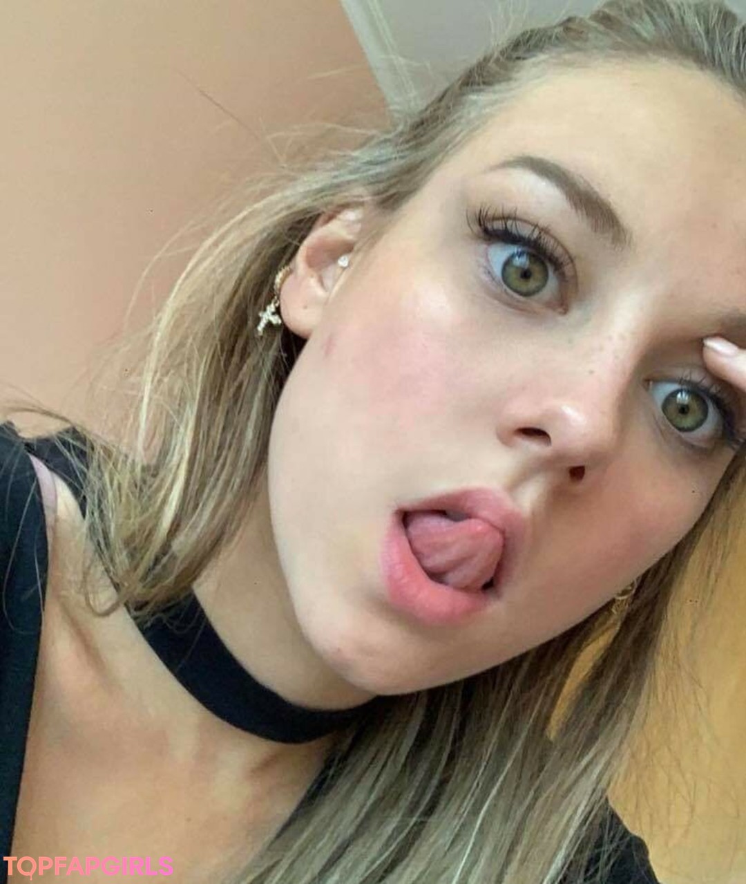 Photo nue de fuite OnlyFans de Ester Exposito #58 Photo nue de fuite OnlyFans de Ester Exposito #58