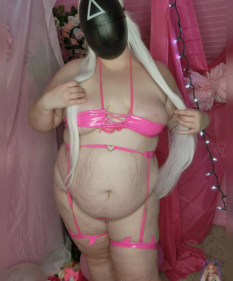 Curvymonstergirlfree