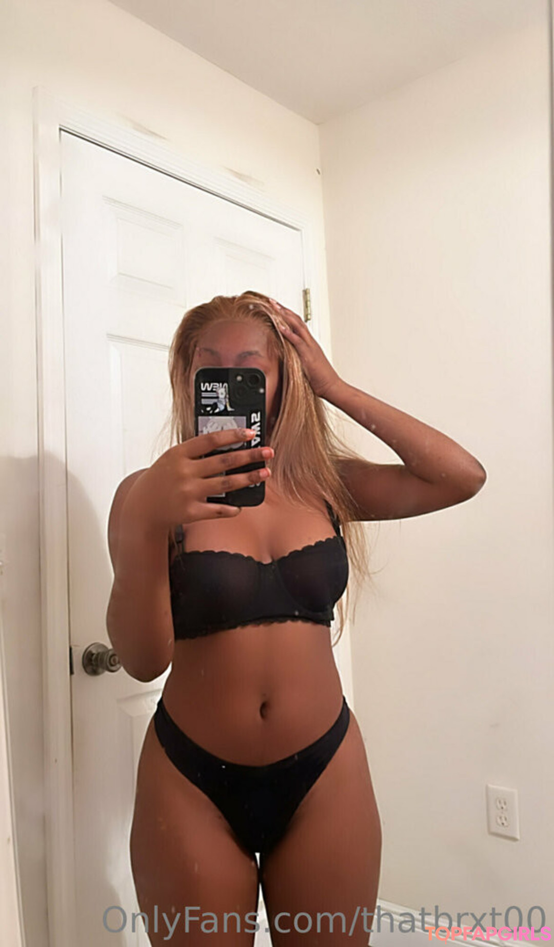 Photo nue de fuite OnlyFans de Thatbrxt00 #28 Photo nue de fuite OnlyFans de Thatbrxt00 #28